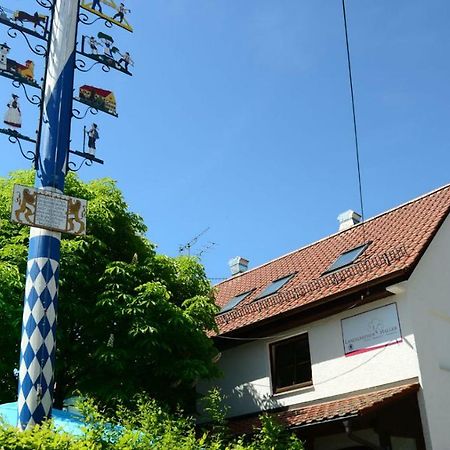 Landgasthof Haller Gauting Exterior photo